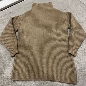Aritzia Wilfred Montpellier sweater